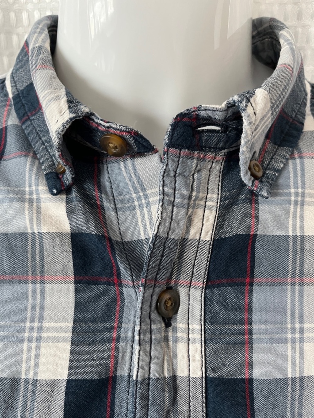 Carhartt Plaid Shirt M Relaxed Fit Blue Gray Cotton Distressed Workwear Classic - Picture 5 of 9
